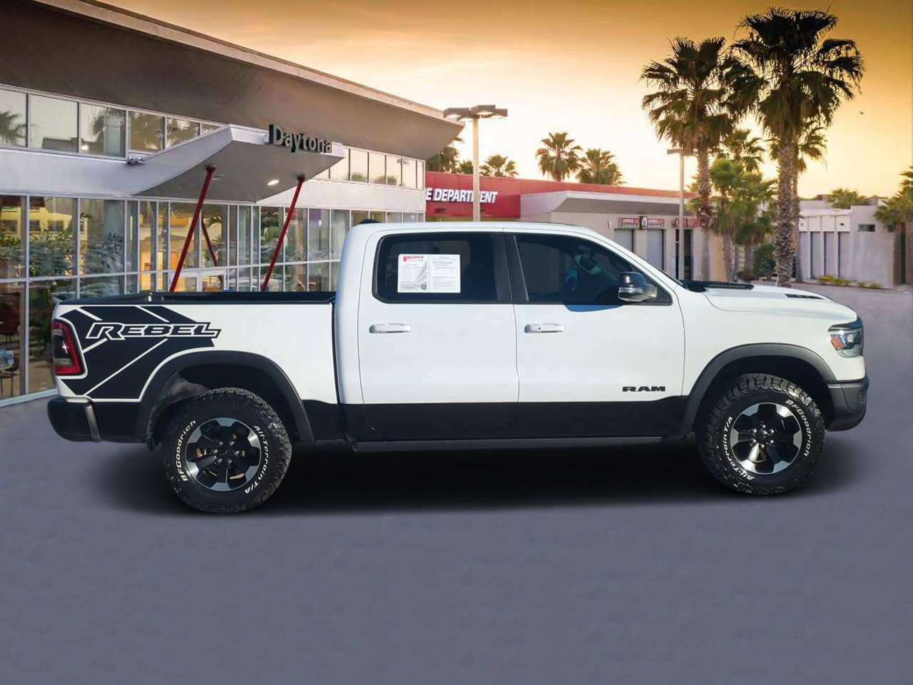 2022 Ram 1500 Rebel photo 2