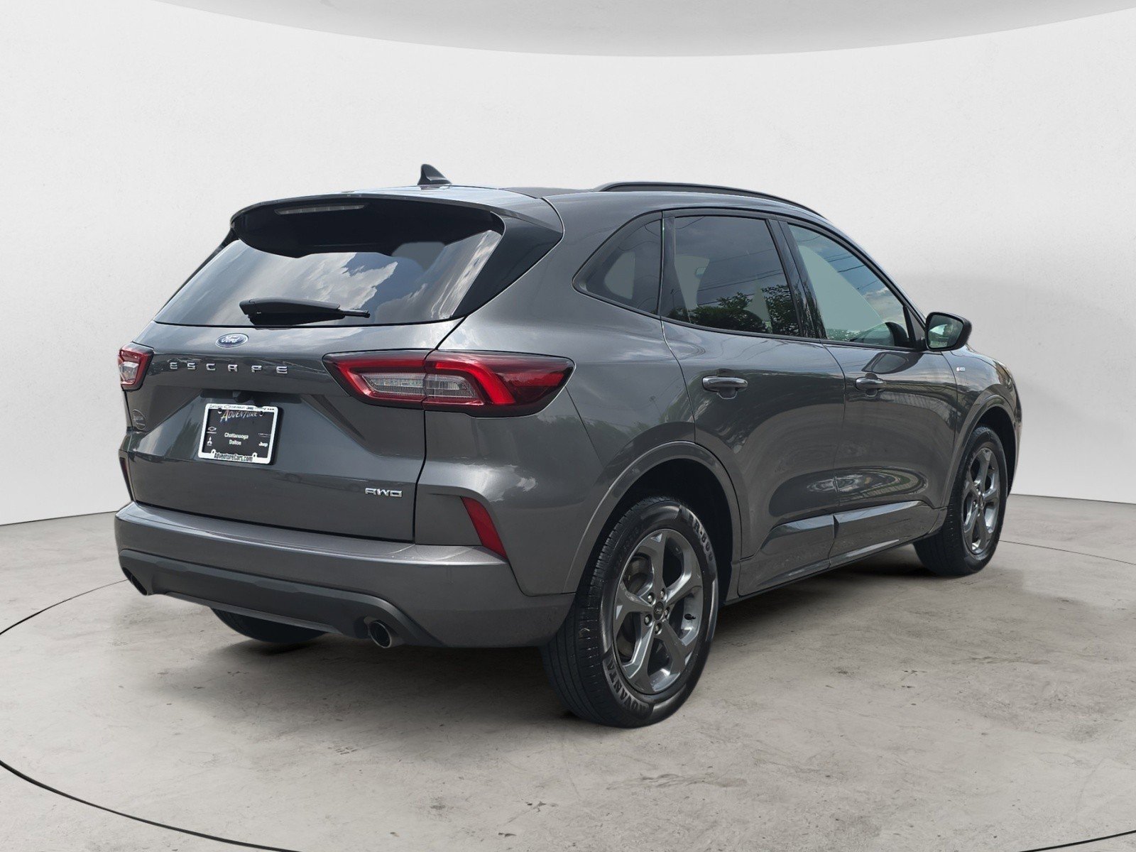 2024 Ford Escape ST-Line photo 2