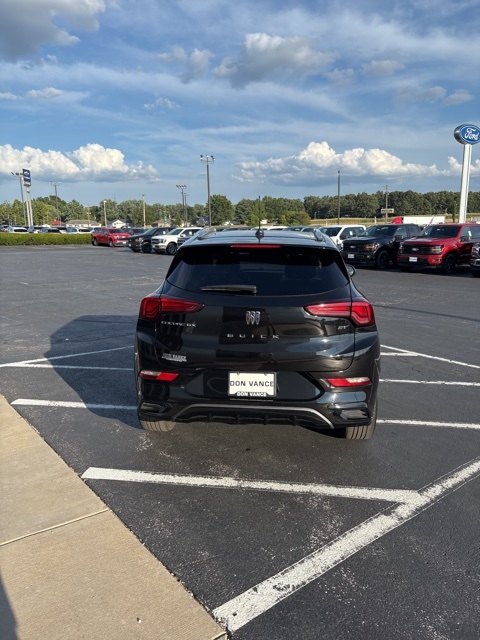 2024 Buick Encore GX Sport Touring photo 3