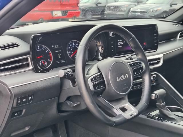 2024 Kia K5 GT-Line photo 4