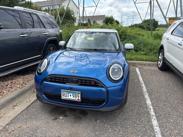 Used 2025 MINI Hardtop 2 Door S with VIN WMW23GD05S2W37313 for sale in Shakopee, Minnesota