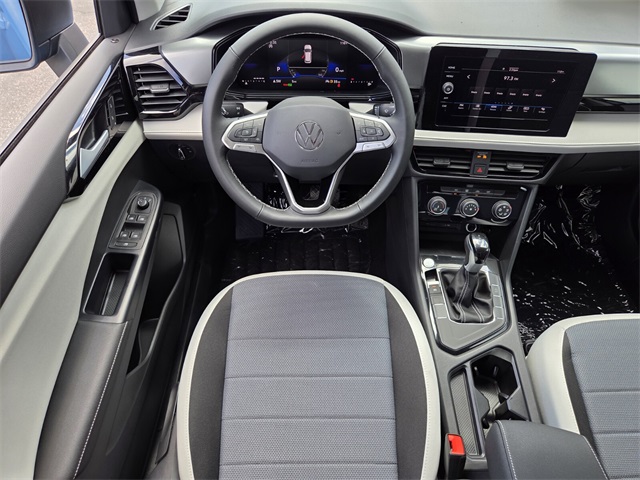 2025 Volkswagen Taos S photo 7