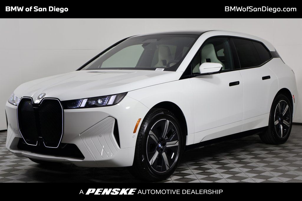 2026 BMW iX 45's photo