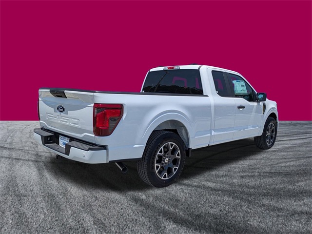 2025 Ford F-150 STX photo 4