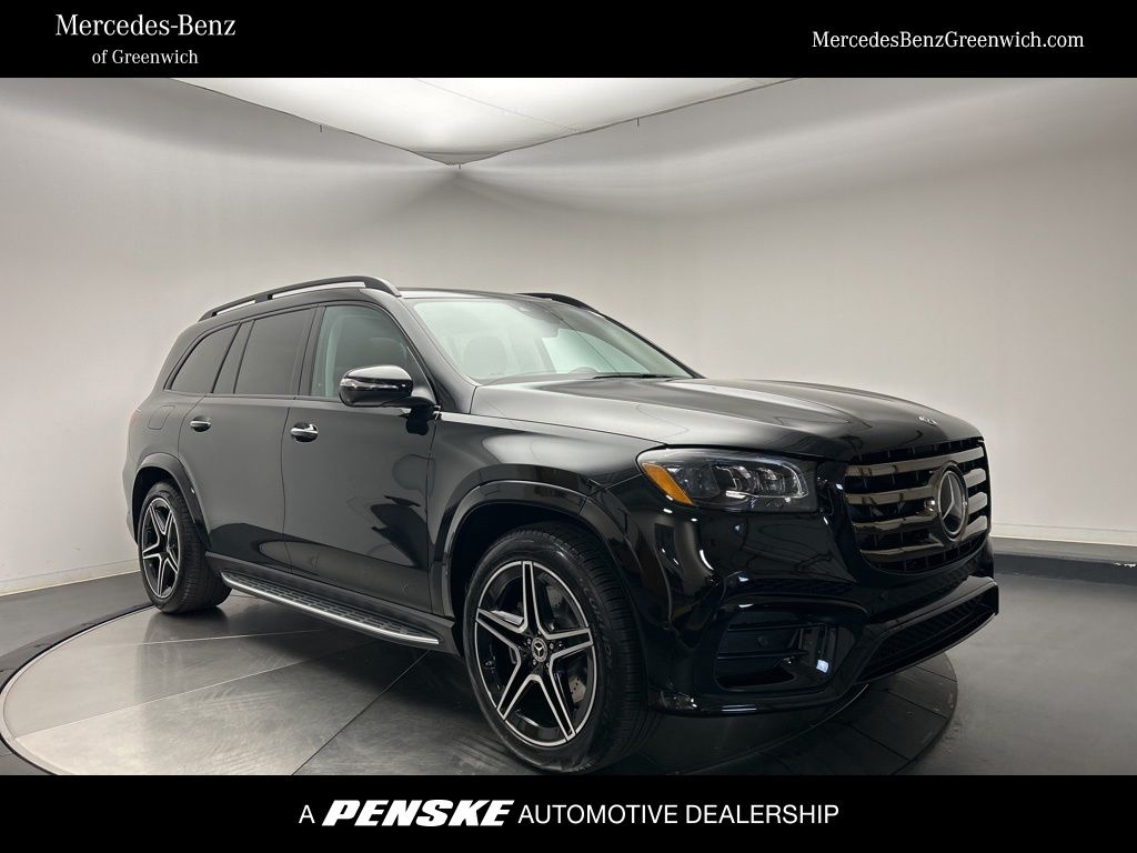 2026 Mercedes-Benz GLS Base's photo