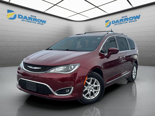 2020 Chrysler Pacifica Touring L's photo