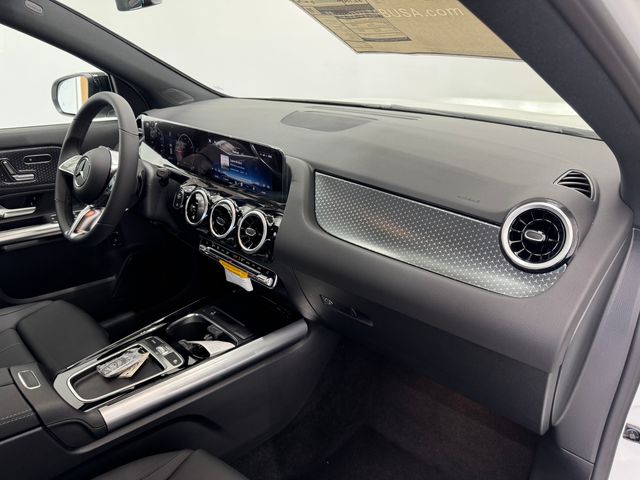 2026 Mercedes Benz GLA 250 photo 34