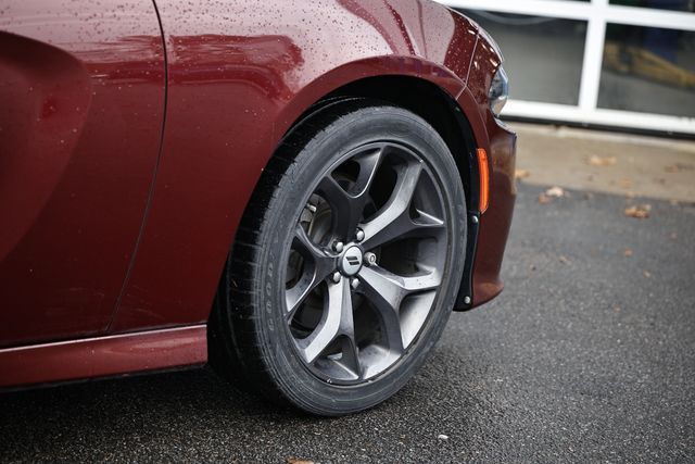 2019 Dodge Charger GT photo 4