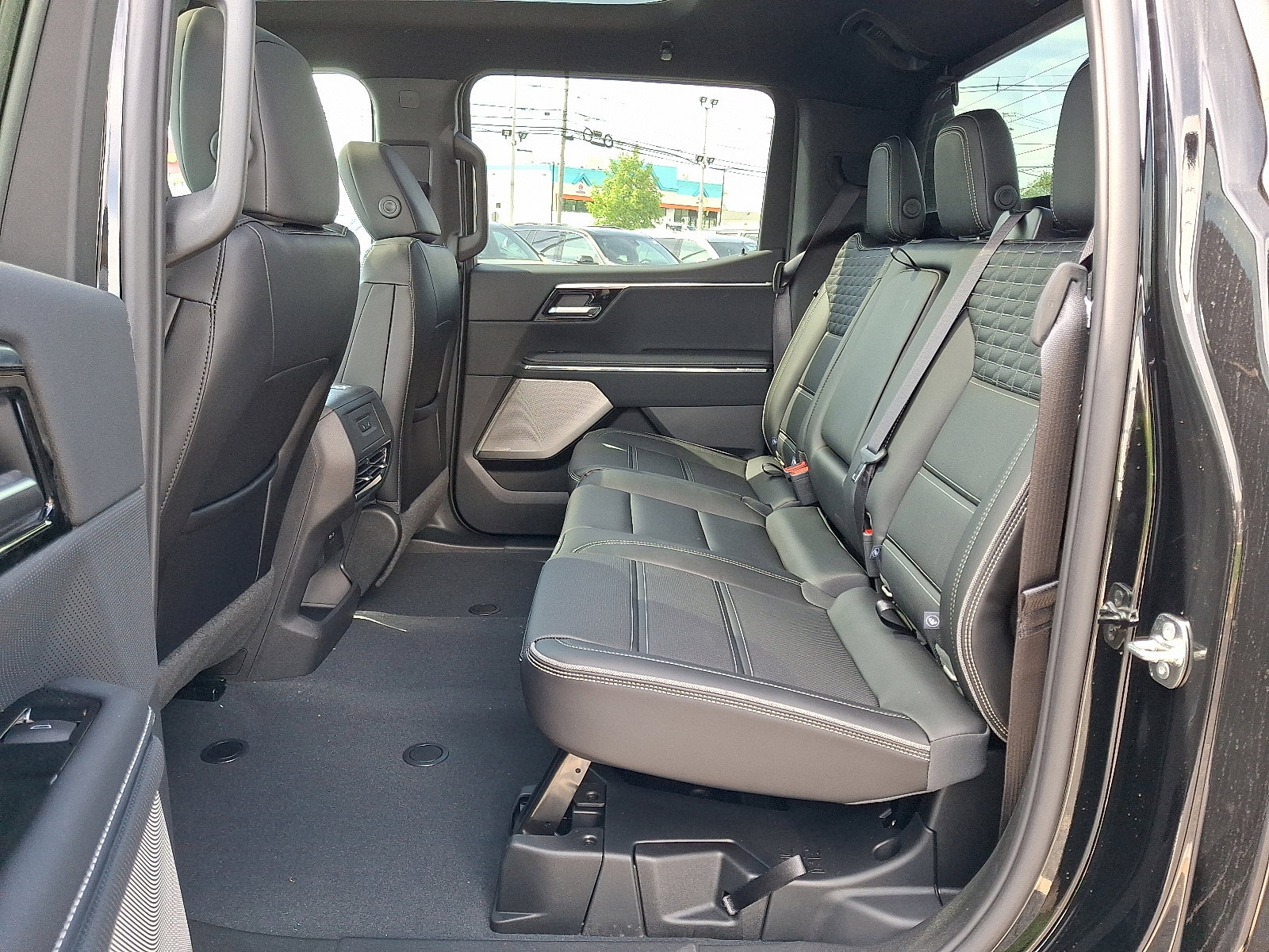 2025 Gmc Sierra EV Denali photo 5