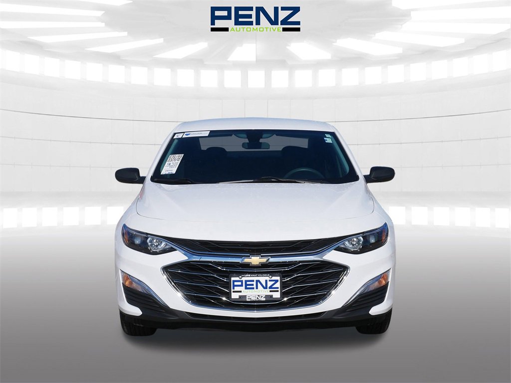 Used 2022 Chevrolet Malibu 1FL with VIN 1G1ZC5ST4NF186707 for sale in Spring Valley, Minnesota