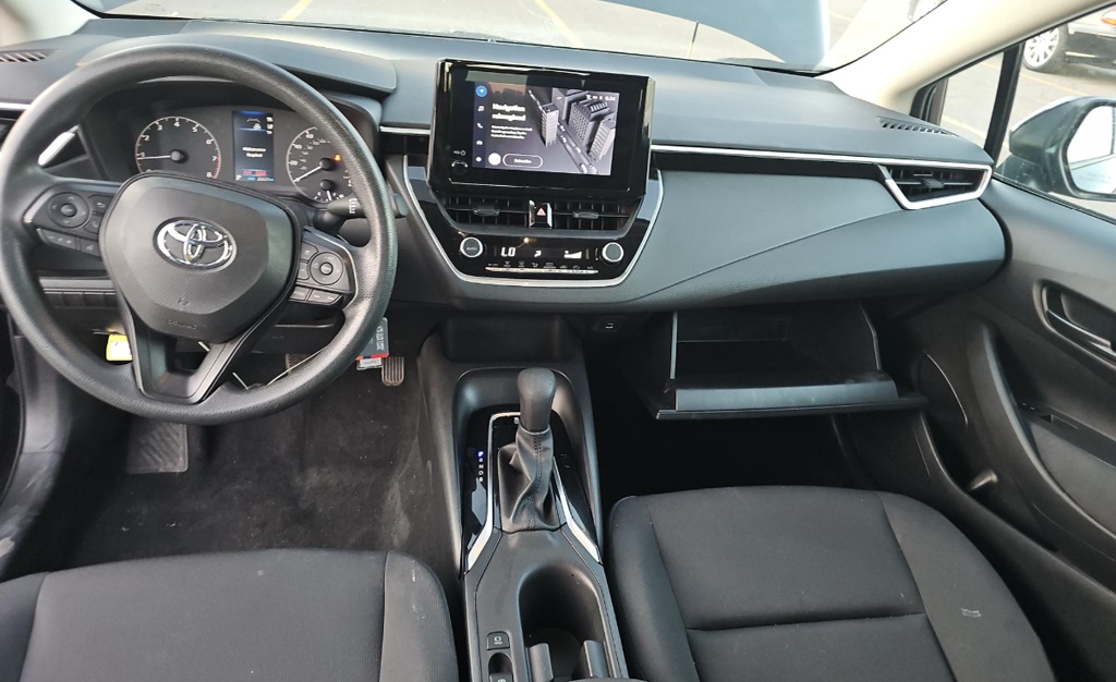 2024 Toyota Corolla LE photo 4
