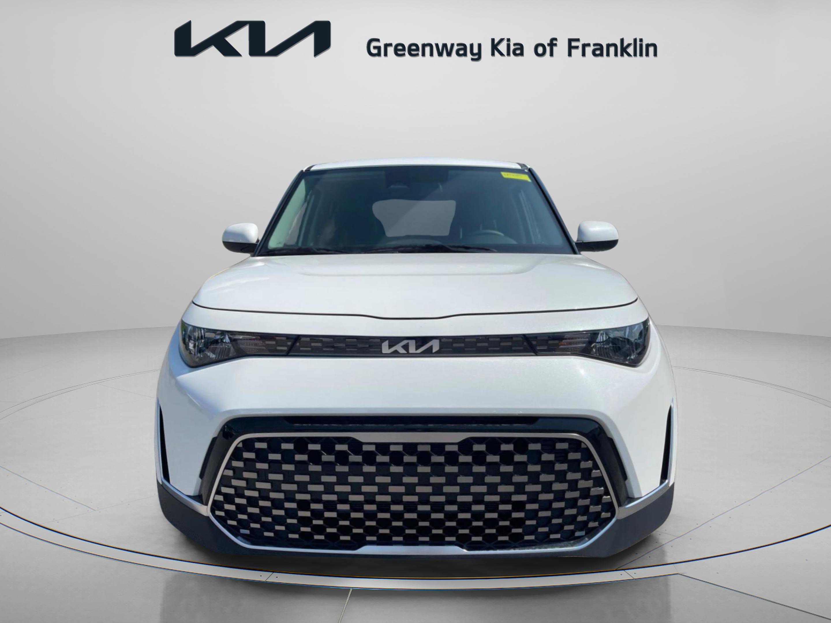 2025 Kia Soul EX photo 2