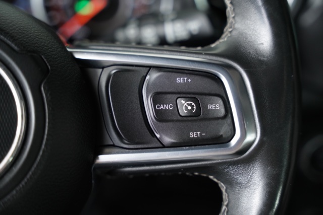 2018 Jeep Wrangler Unlimited Sahara photo 5