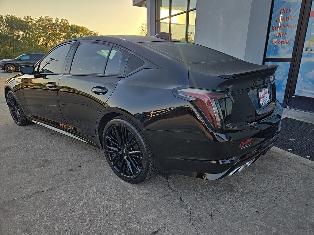 2026 Cadillac CT5 V photo 4