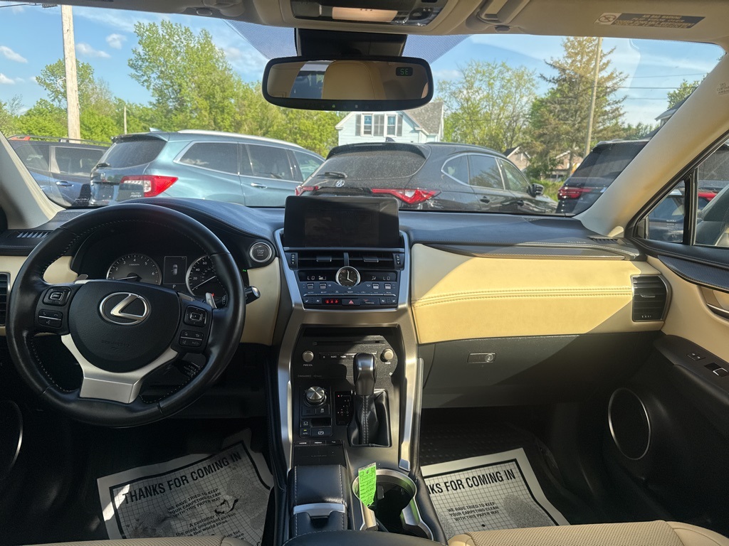 2020 Lexus NX 300 photo 17