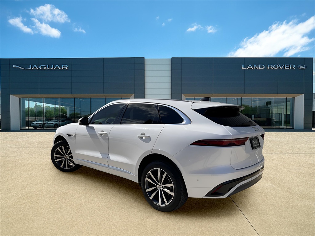 2025 Jaguar F-PACE P250 R-Dynamic S photo 3