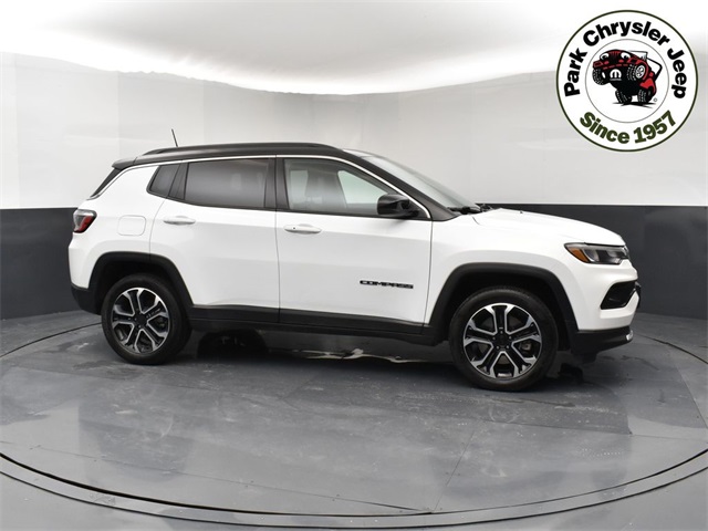 2023 Jeep Compass Limited's photo