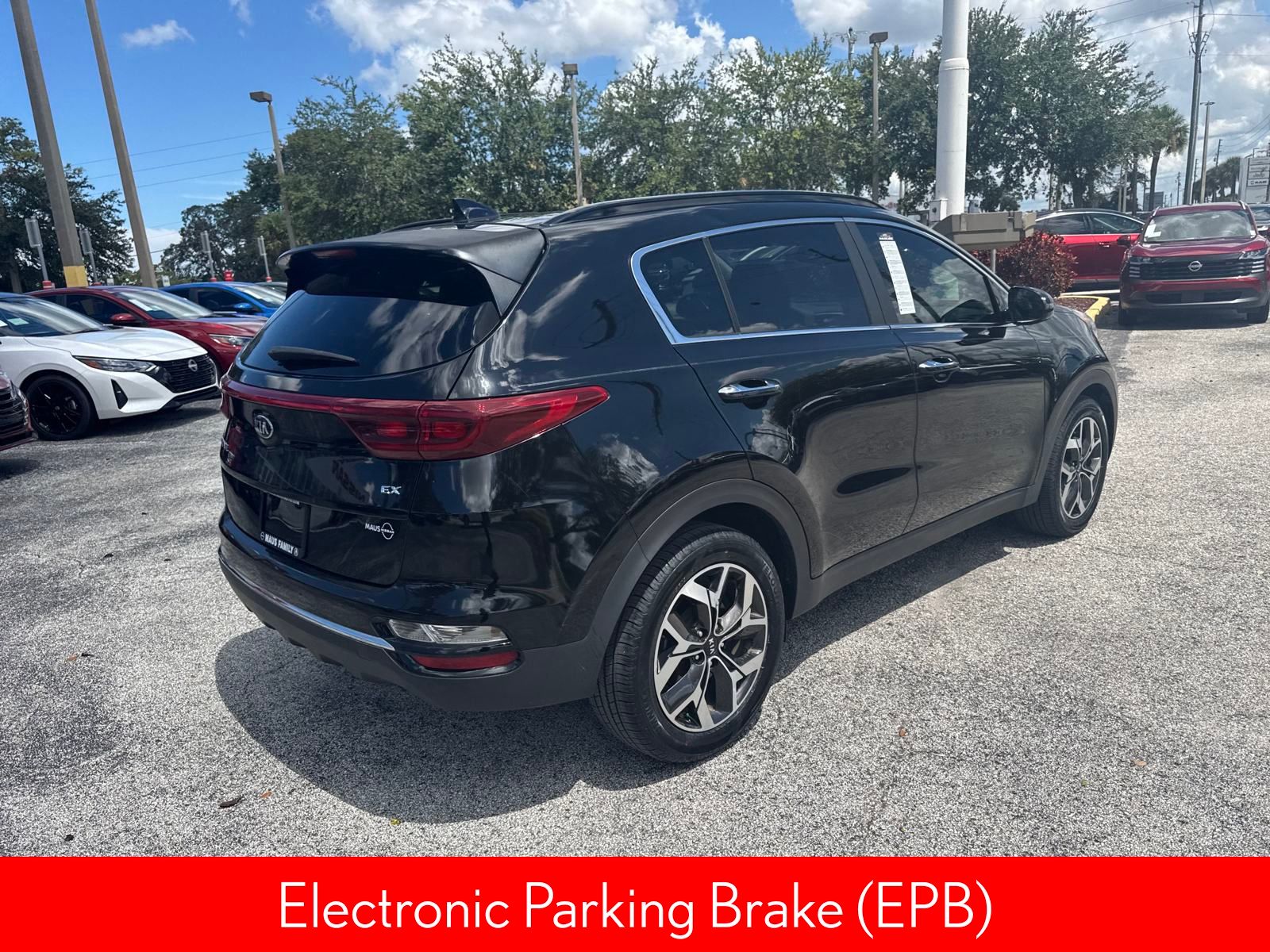 2022 Kia Sportage EX photo 4