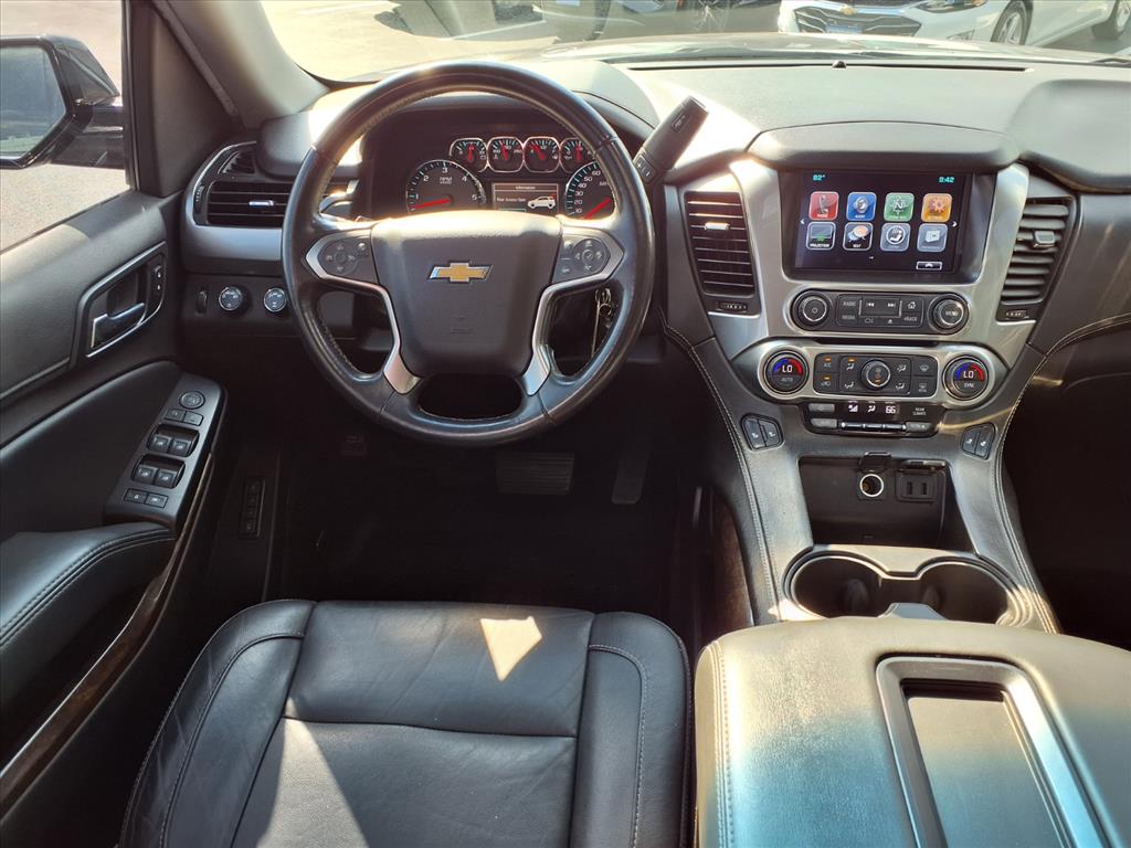 2018 Chevrolet Tahoe LT photo 2
