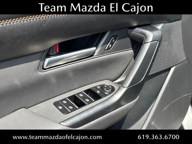 2025 Mazda CX-50 Premium Plus photo 6