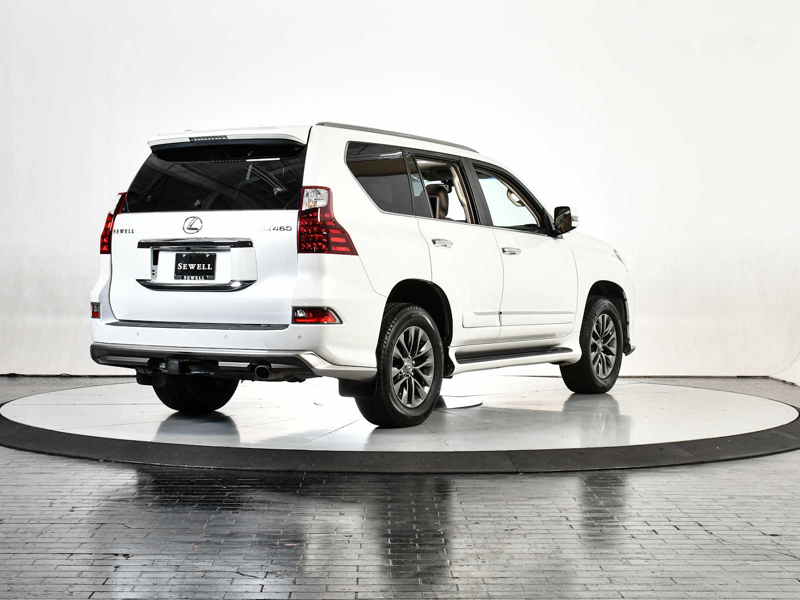 2018 Lexus GX 460 Luxury photo 5