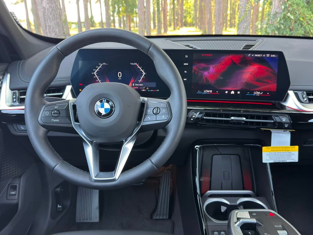 2025 Bmw X1 XDrive28i photo 3