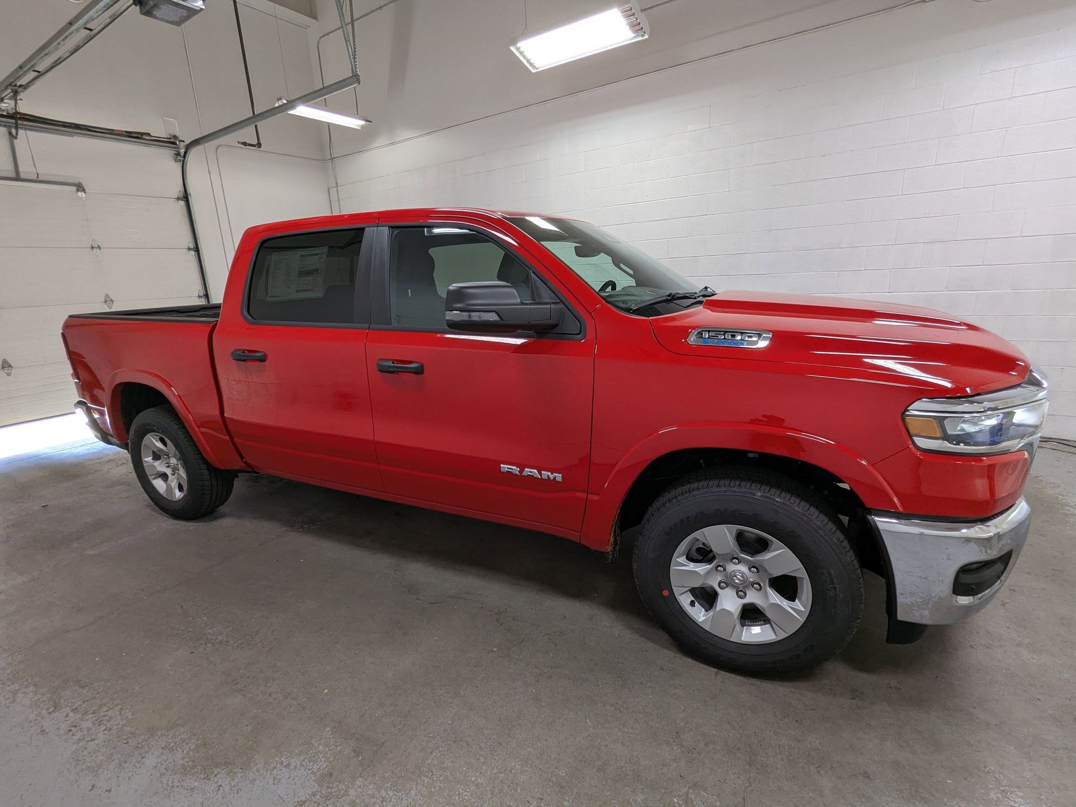 2025 Ram 1500 Big Horn photo 2