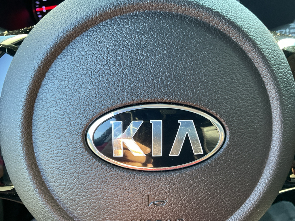 2020 Kia Soul EX photo 23