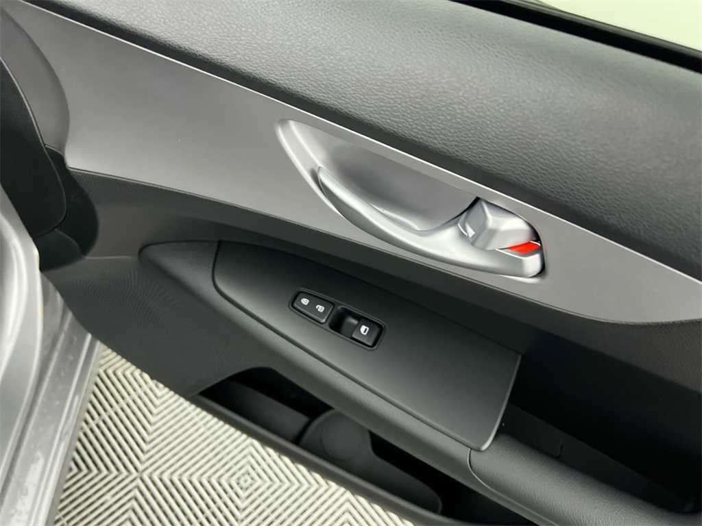2023 Kia Forte LXS photo 31