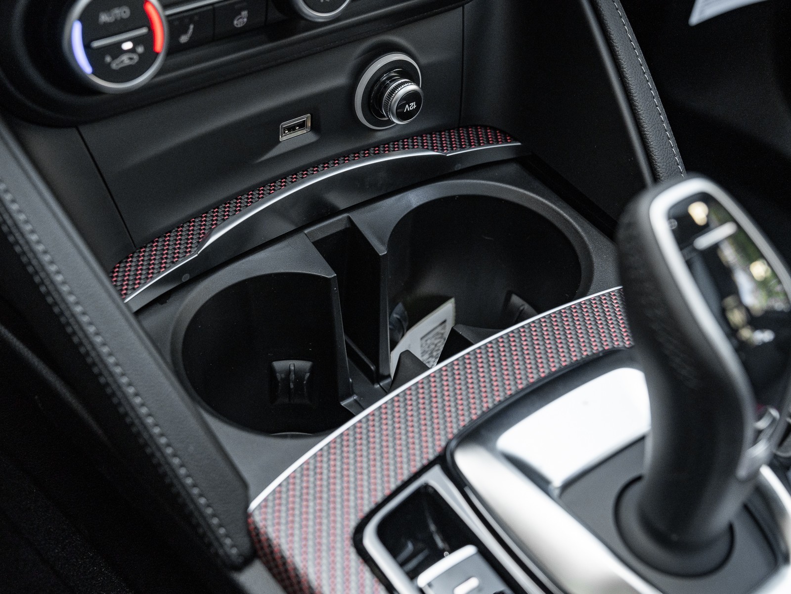 2024 Alfa Romeo Stelvio Quadrifoglio photo 36