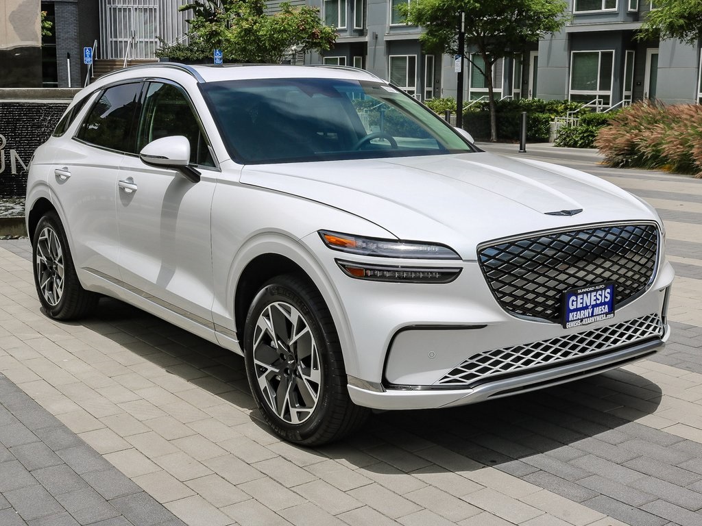 2026 GENESIS GV70 Base's photo