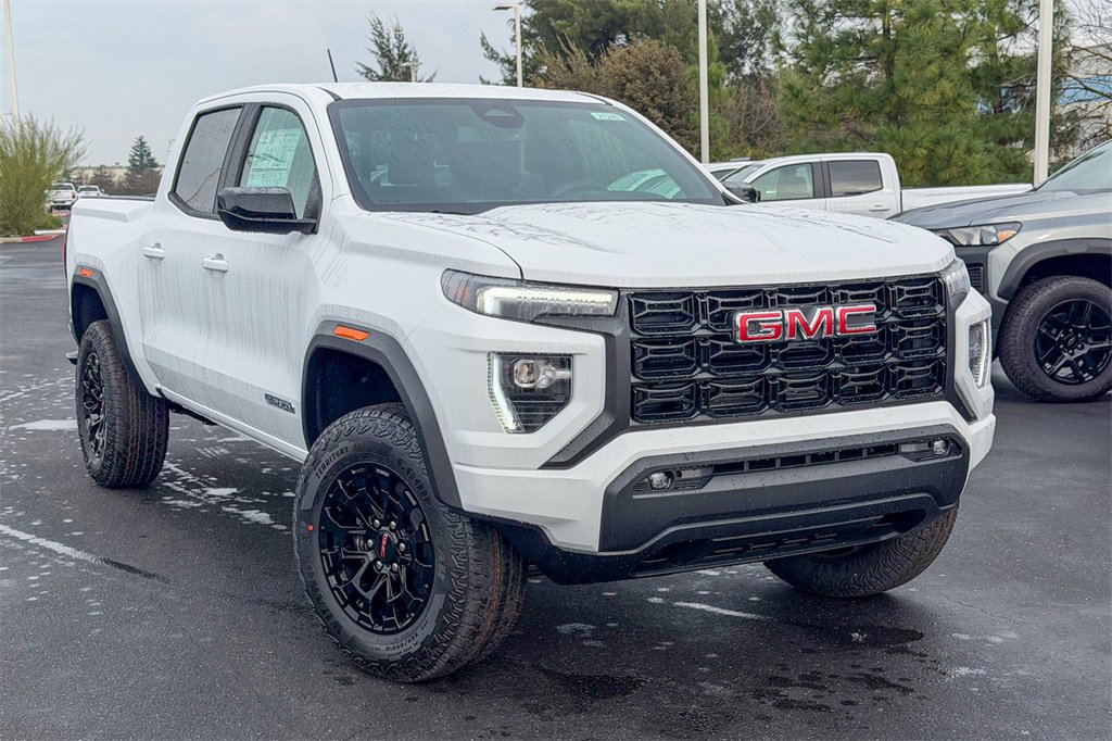2026 GMC Canyon Elevation's photo
