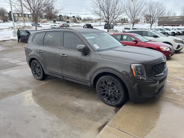 2022 Kia Telluride SX's photo