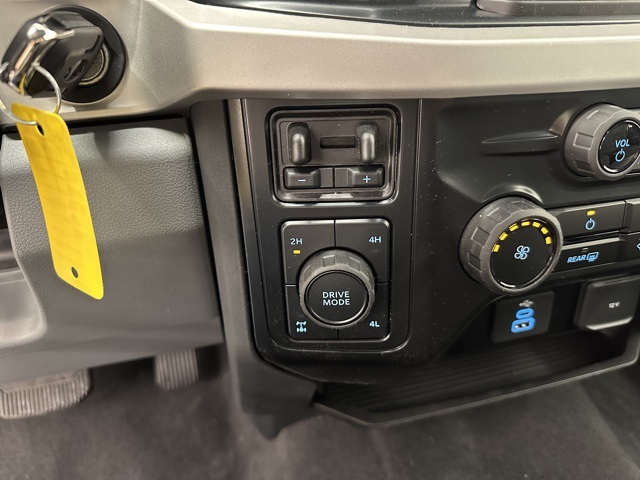 2026 Ford F-350 XLT photo 22