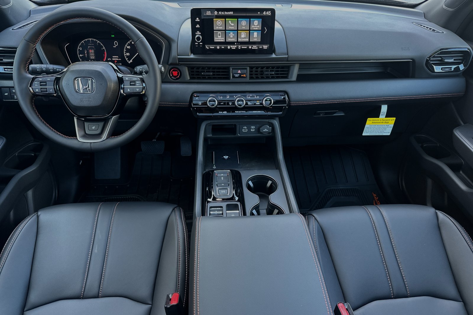 2025 Honda Pilot TrailSport photo 7