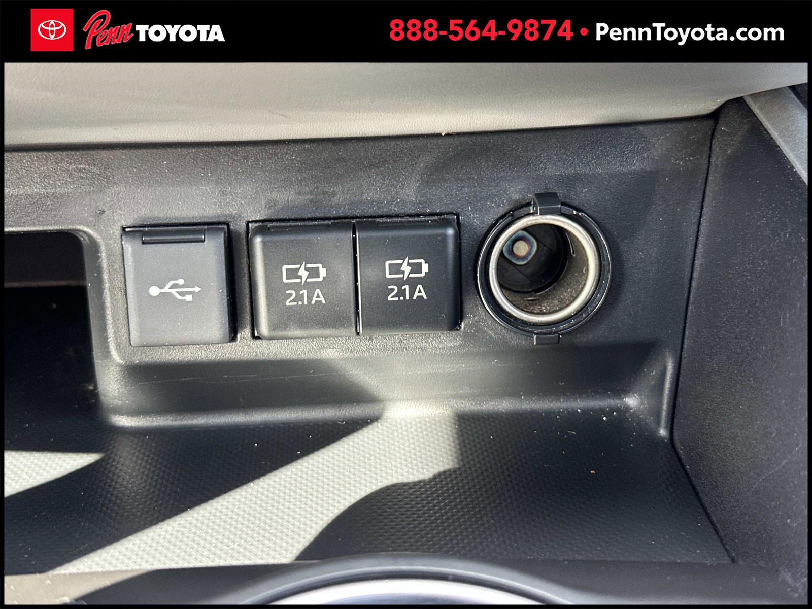 2020 Toyota Highlander XLE photo 24