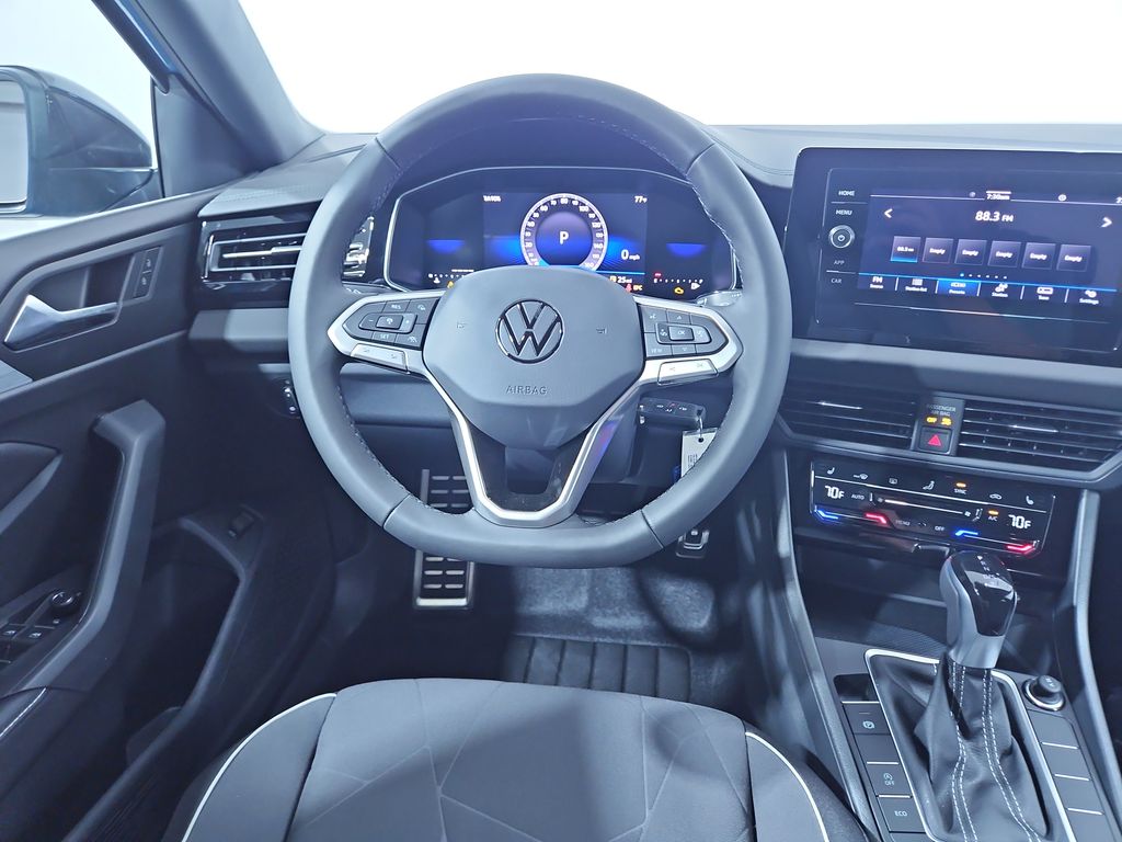 2025 Volkswagen Jetta 1.5T Sport photo 13