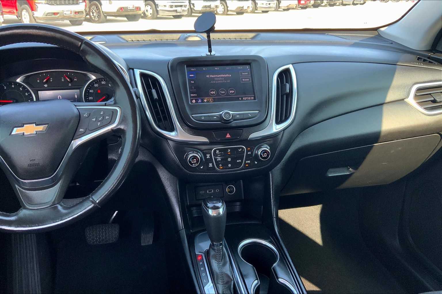 2020 Chevrolet Equinox LT photo 6