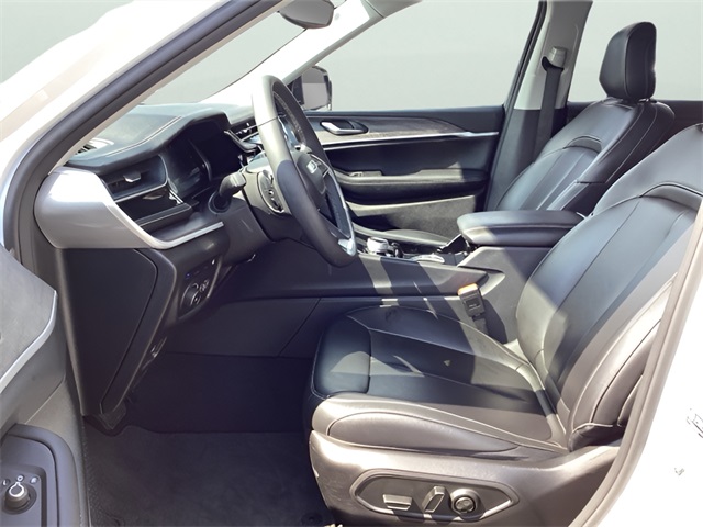 2023 Jeep Grand Cherokee 4xe photo 16