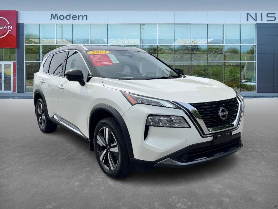 2023 Nissan Rogue SL photo 3