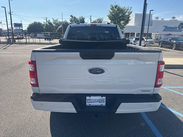 2022 Ford F-150 STX photo 3