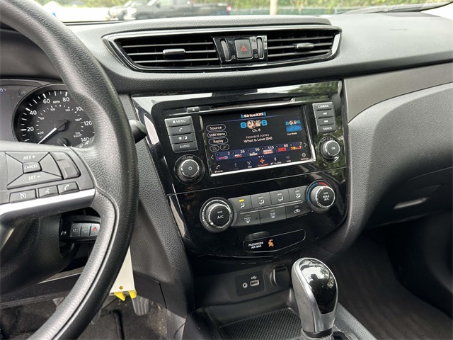 2021 Nissan Rogue Sport SV photo 16
