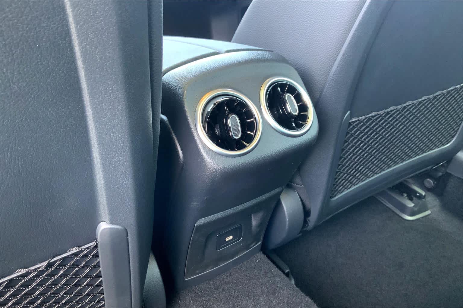 2025 Mercedes Benz CLA 250 photo 10