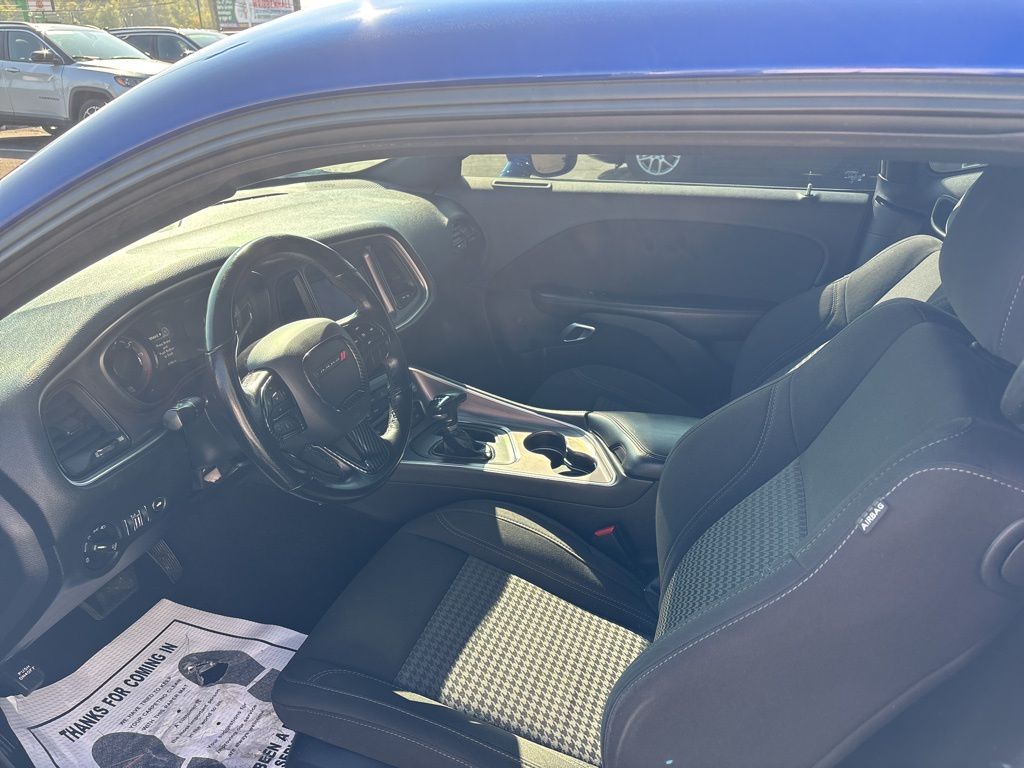 2020 Dodge Challenger SXT photo 7