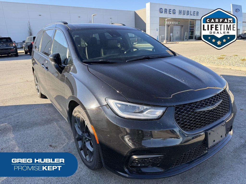 2025 Chrysler Pacifica Limited's photo