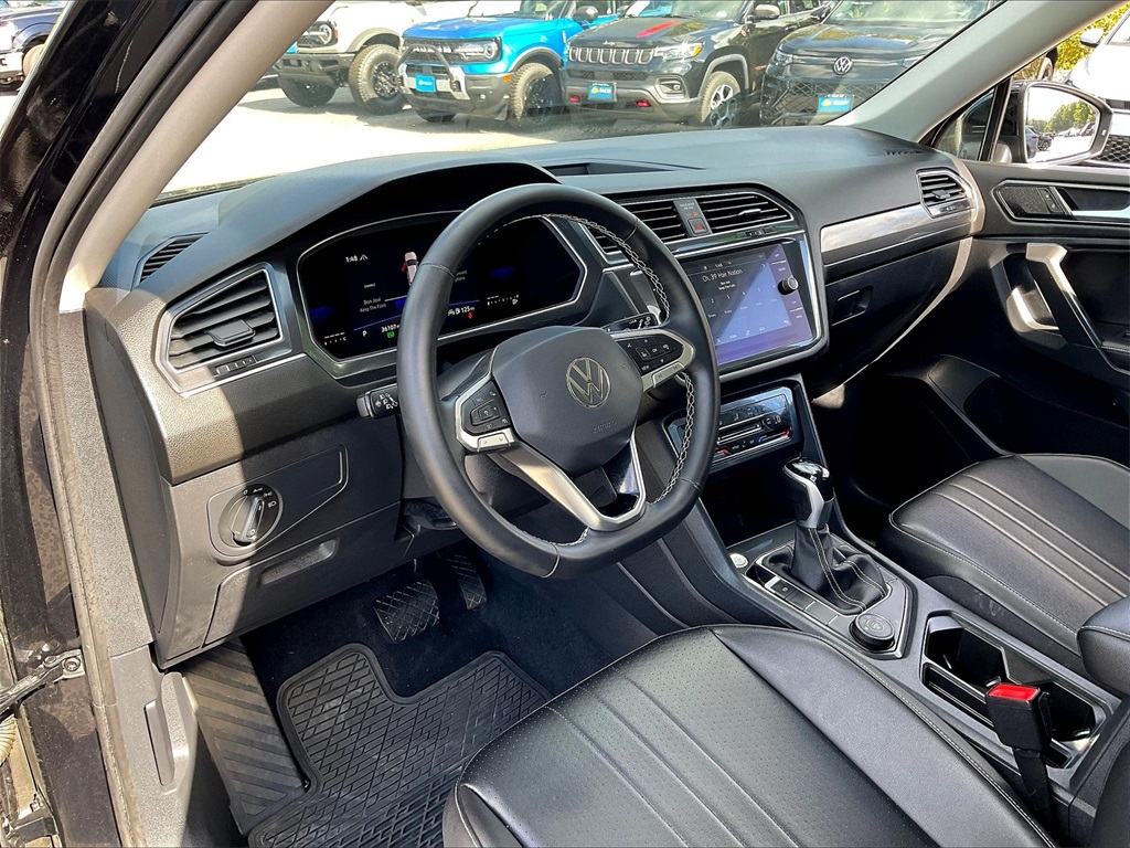 2022 Volkswagen Tiguan SE photo 8