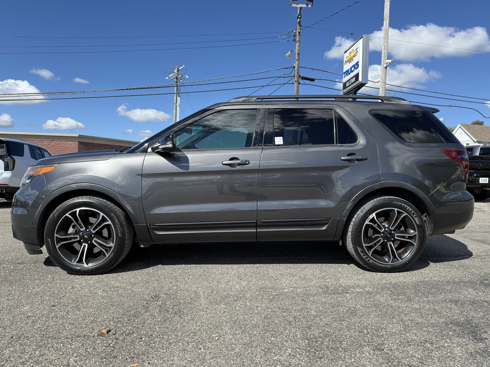 2015 Ford Explorer Sport photo 4