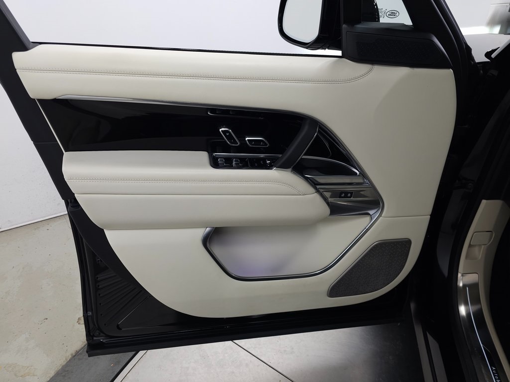 2025 LAND ROVER RANGE ROVER - Image 15