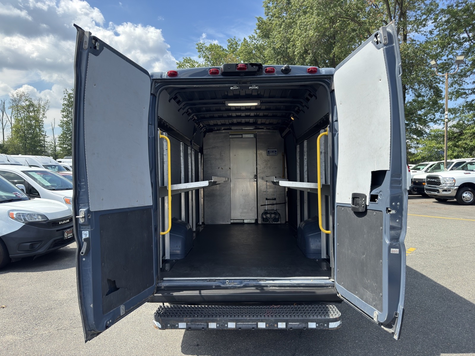 2021 Ram 3500 photo 5