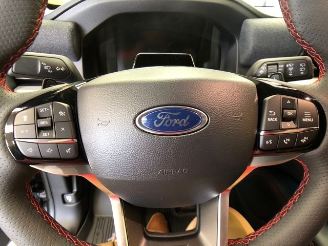 2025 Ford Explorer ST photo 14